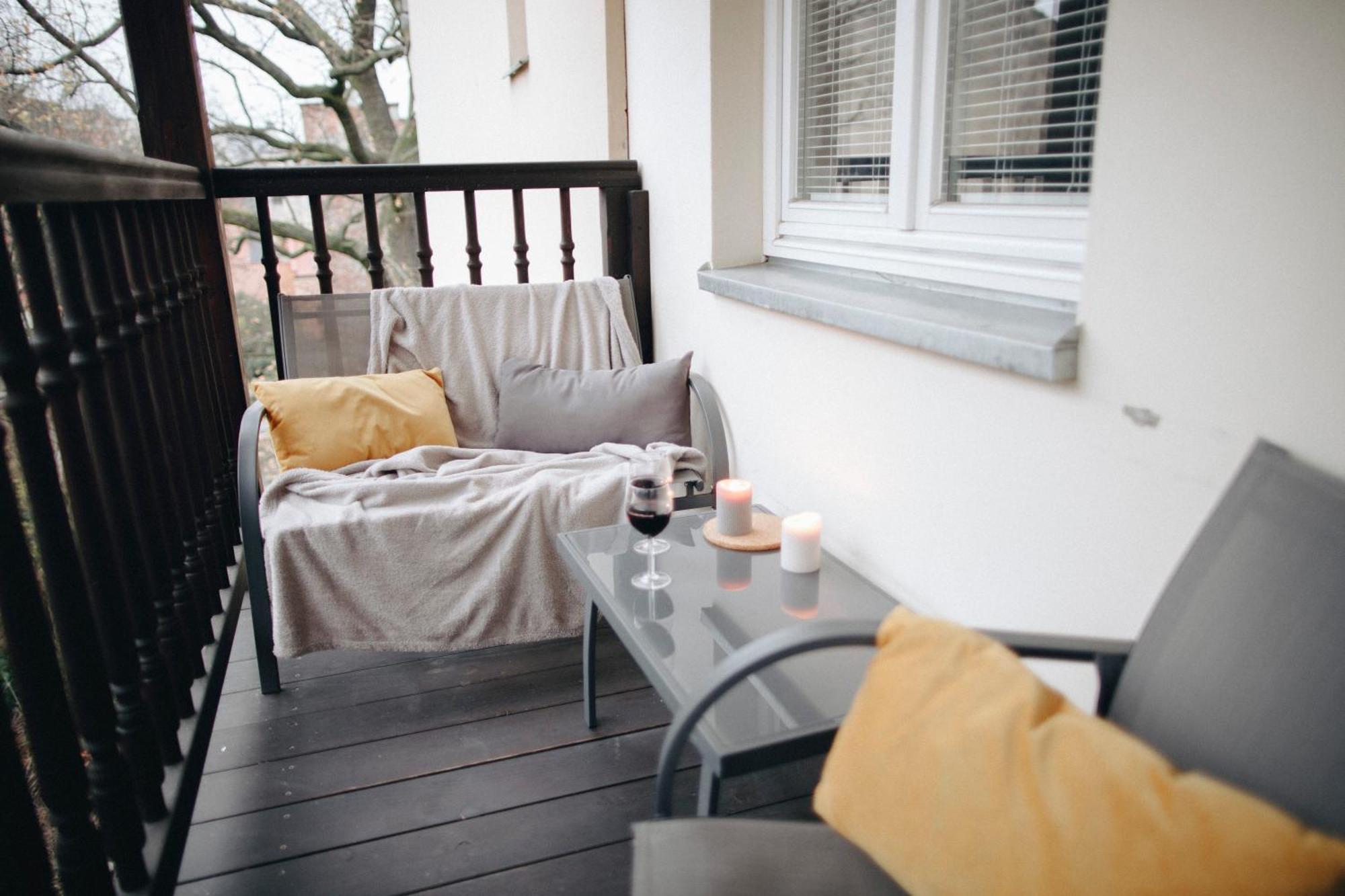 Balcony Bliss Main Square Loft Krakau