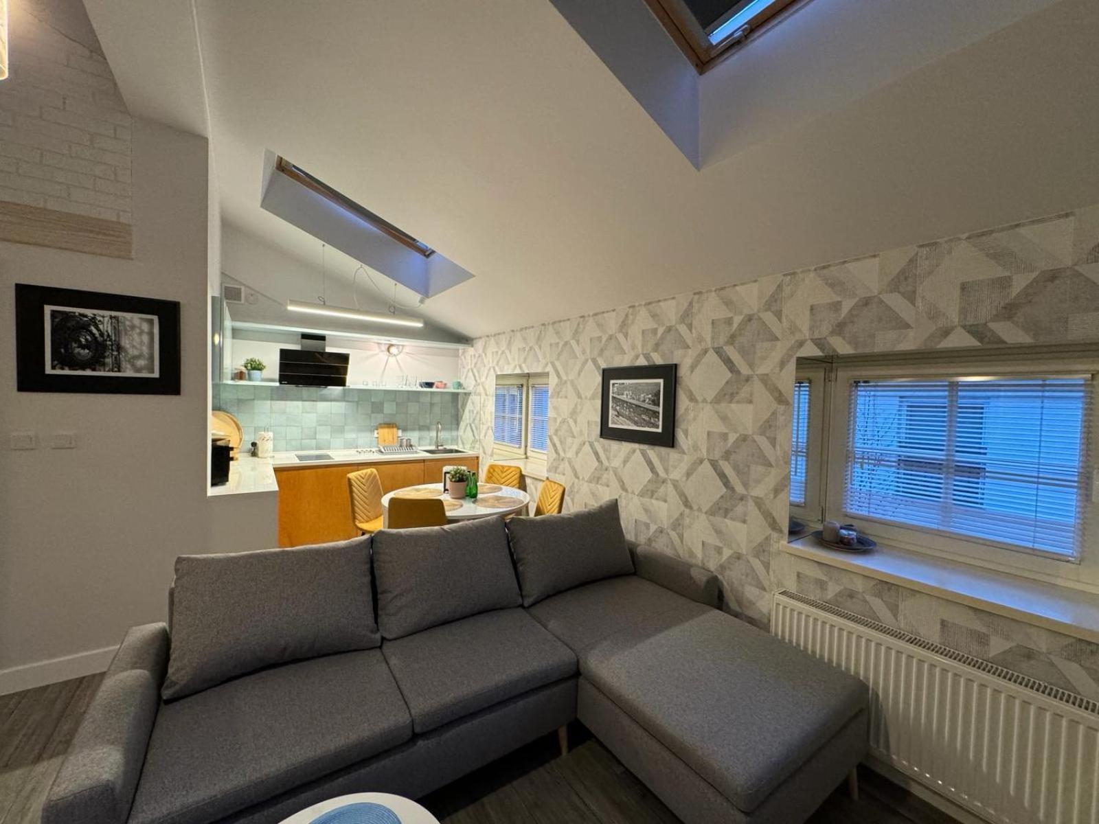 Balcony Bliss Main Square Loft Krakau
